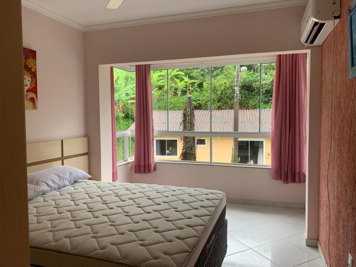 Apartamento Inteiro 3 Quartos No Condominio Solar Das Bromelias Bombinhas Exterior foto